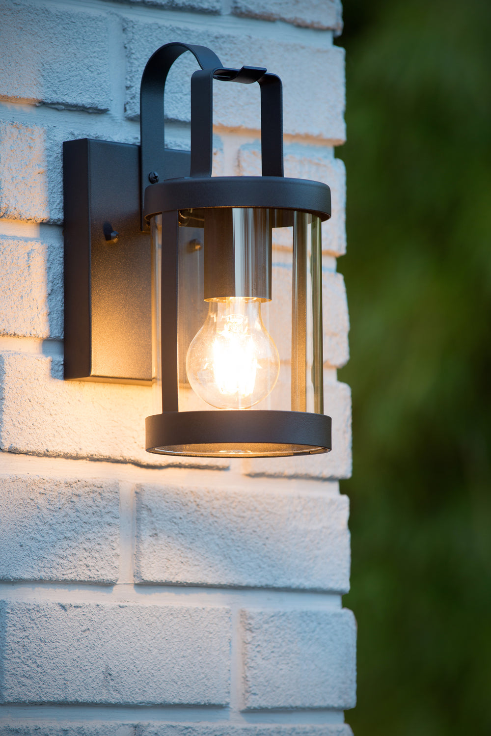 Lucide LINDELO væglampe indendørs udendørs, E27 fatning, maks. 60W, 220-240V, IP44, Mat sort metalfinish