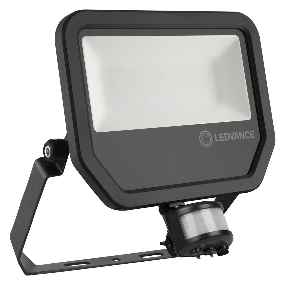Tsong LED-lampe 10.5W 1521 nyttige lumen 3000K varm hvid med IP20 og IK10 rating