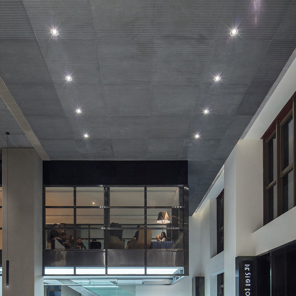 Braytron LED indbygget spotlight 7W IP54 Aluminium Sort 89mm udskæring 70mm indendørs belysning