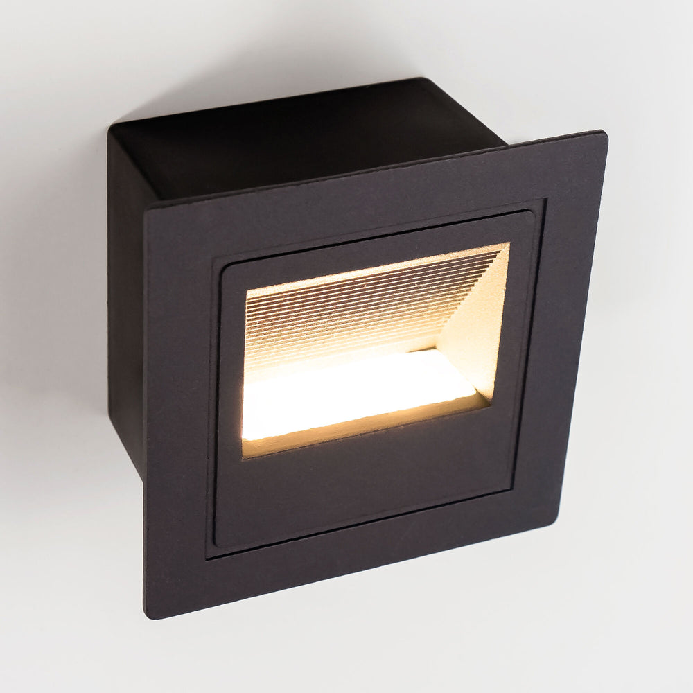 Modee LED trappelys, 5W 390 lumen, 4000K Neutral Hvid, IP65, 84x50x84mm kompakt design