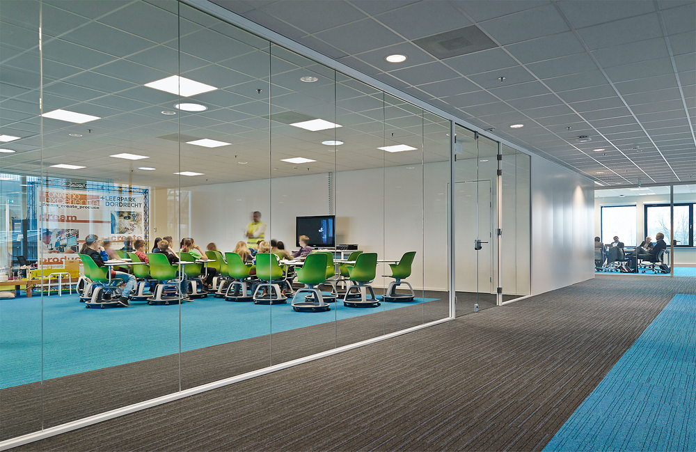 Philips CoreLine LED Panel 595x595mm 28.5W 4000K 3600 lumen UGR22 IP20 Hvid